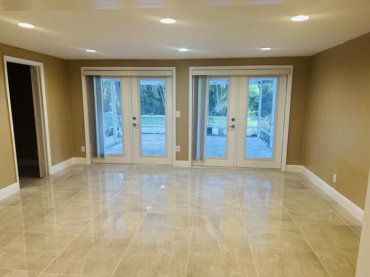 Property Photo:  1083 SW 25th Place  FL 33426 