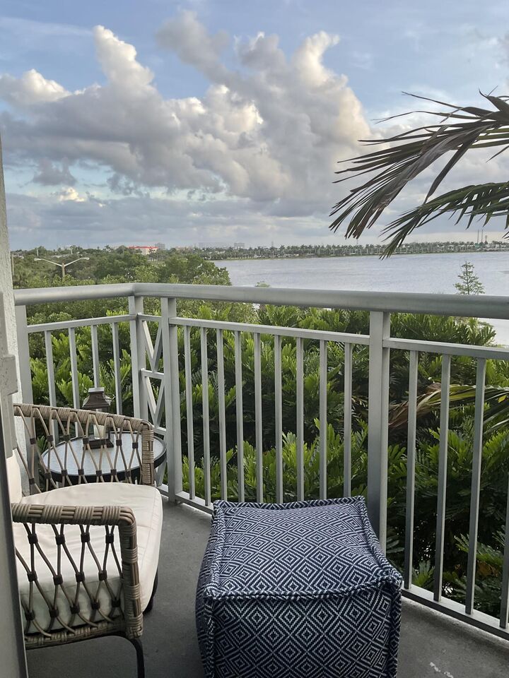 Property Photo: 300 S Australian Avenue 328 FL 33401