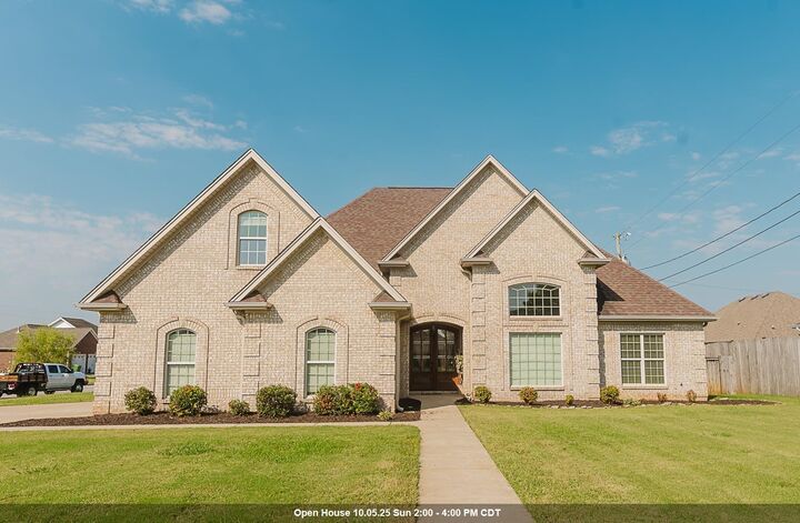 2502 Brown St  Muscle Shoals AL 35661 - MUSCLE S photo