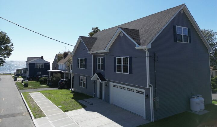 14 Annawon Avenue  West Haven CT 06516 photo