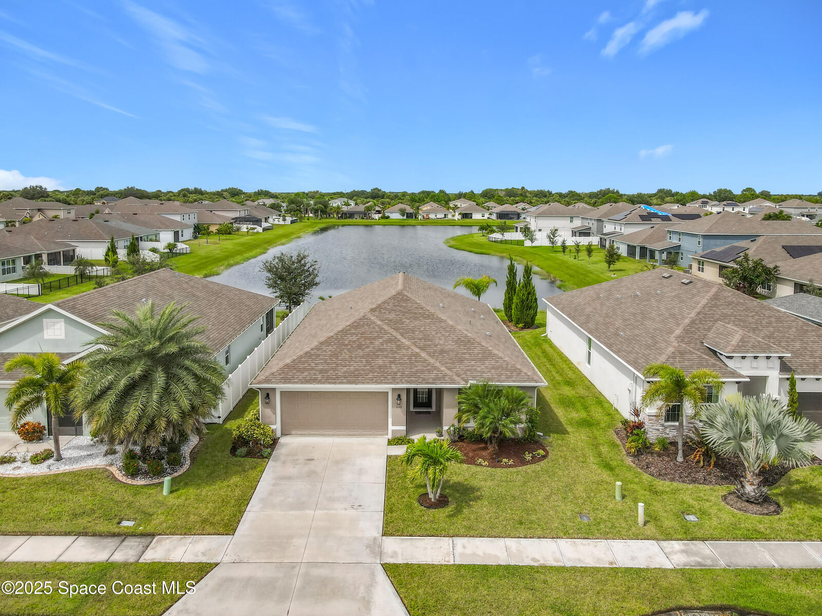 Property Photo: 1115 Corbin Circle SW FL 32908