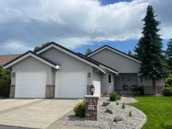 Property Photo: 512 N Village Ln WA 99019