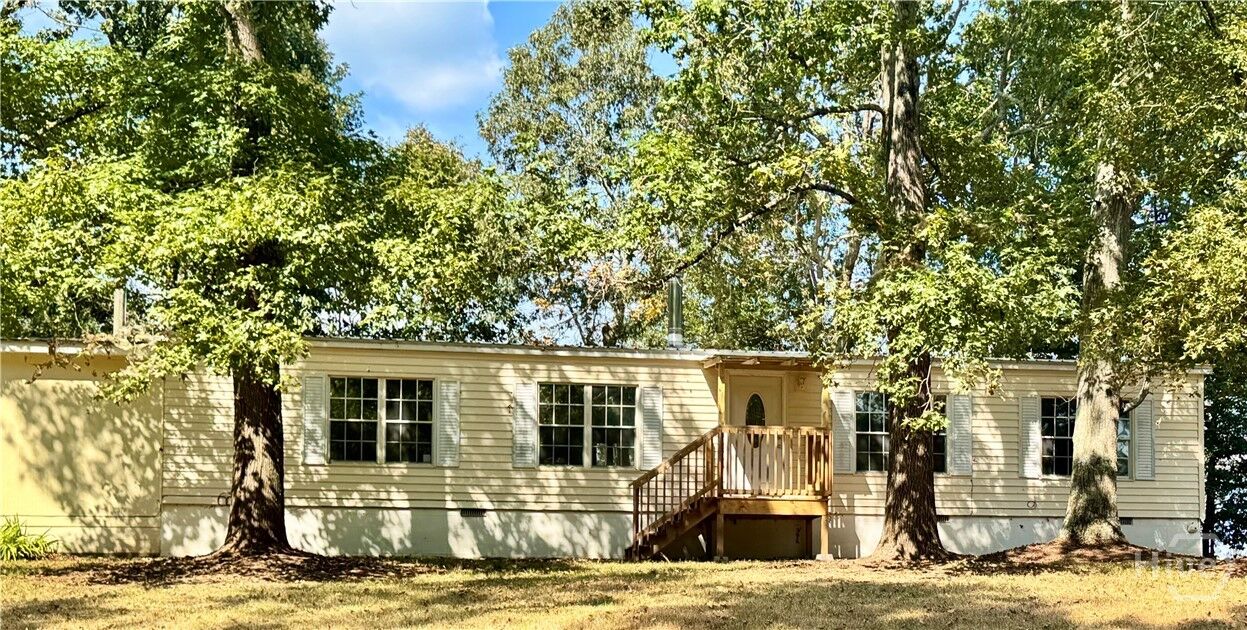 Property Photo:  905 Adams Duncan Road  GA 30646