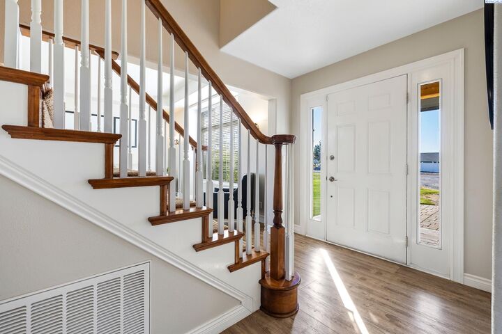 Property Photo: 43506 E McWhorter Lane WA 99353
