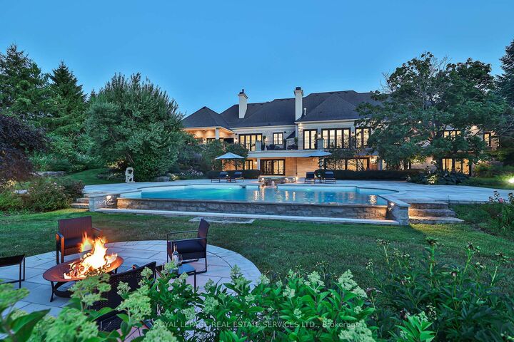 Photo de la propriété: 16 Eversley Hall N/A ON L7B 1L8
