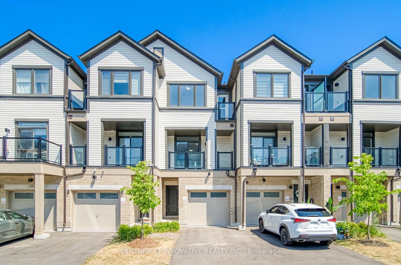 Property Photo:  388 Okanagan Path  ON L1H 0B1 