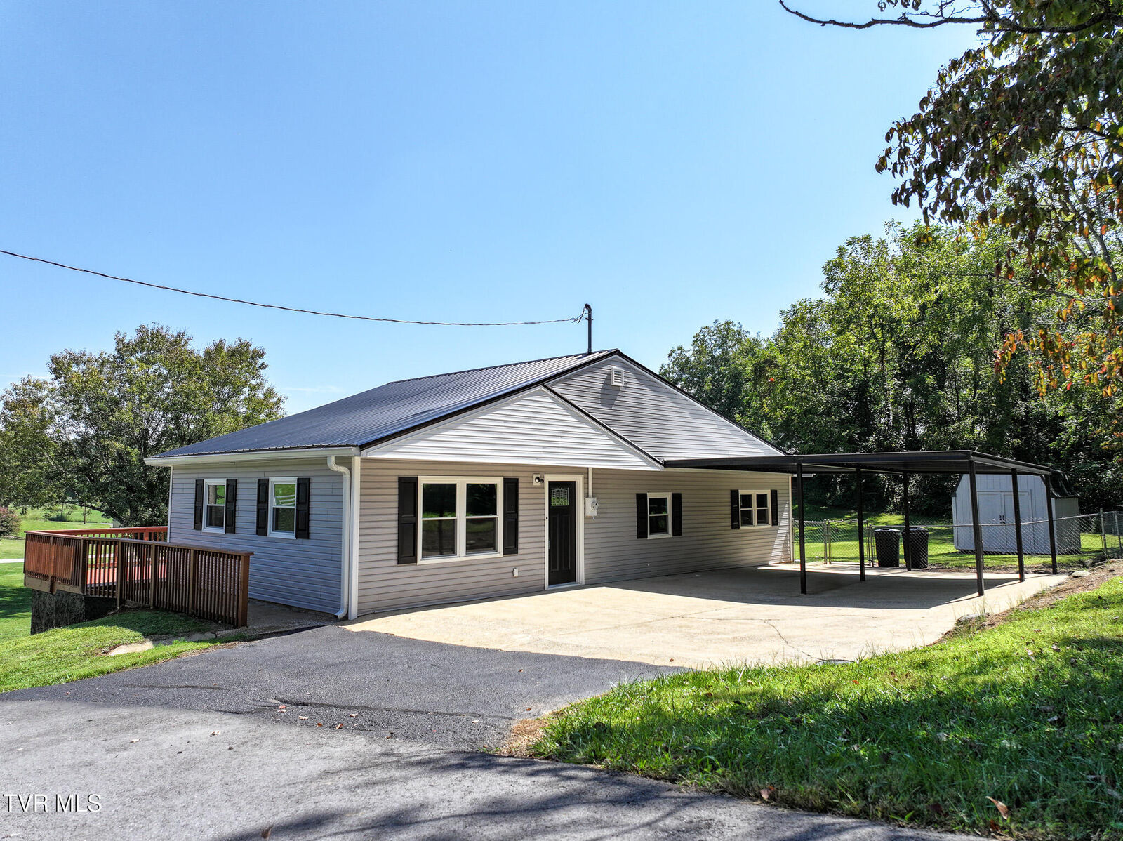 Property Photo: 255 Birdwell Circle TN 37743