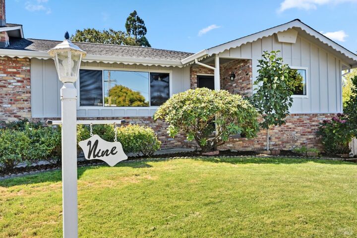 Property Photo:  9 Arlene Court  CA 94952 