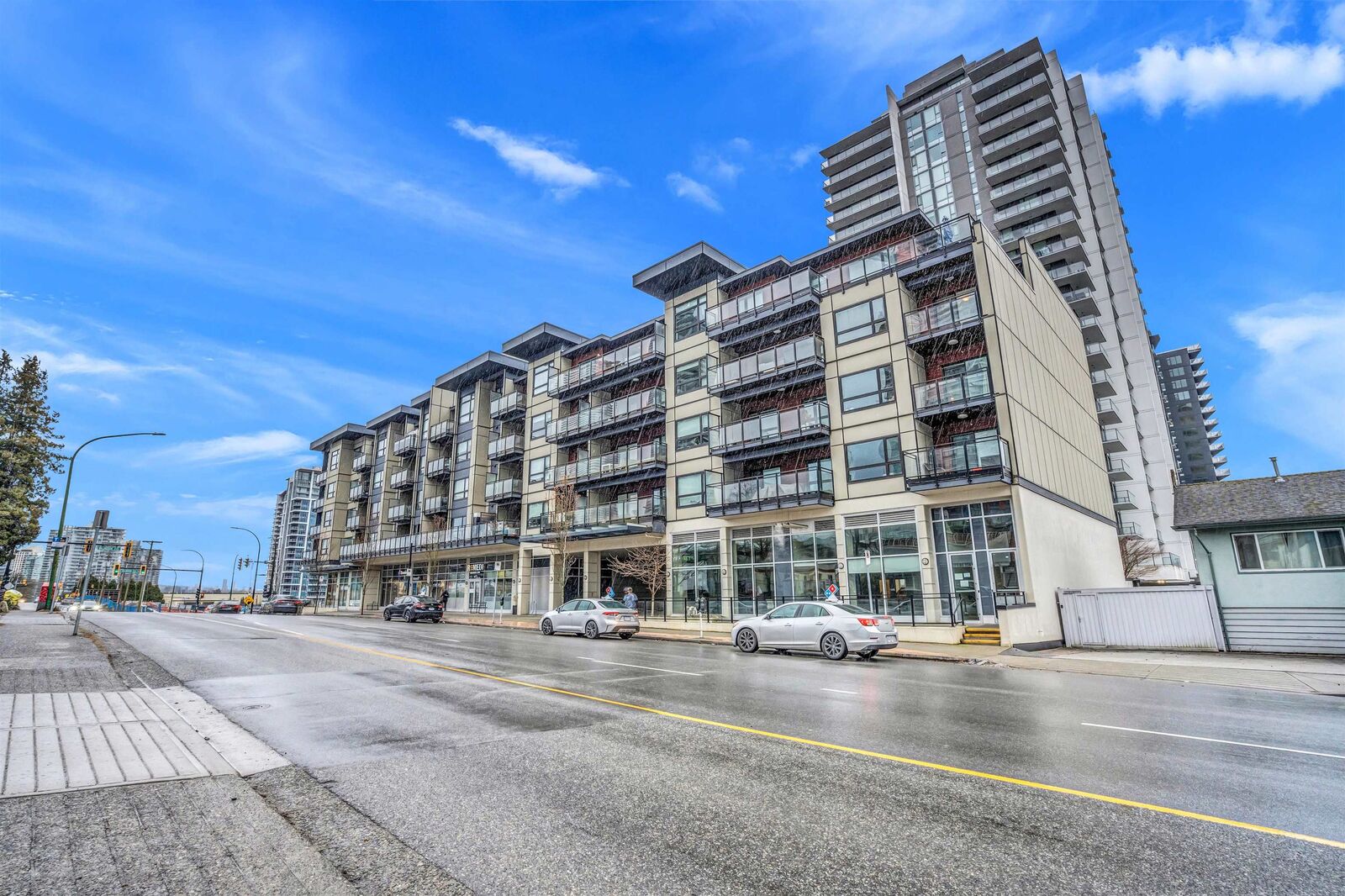 Property Photo:  4468 Dawson Street 502  BC V5C 0J9 