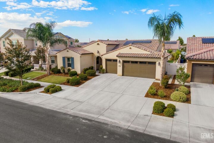 Property Photo:  13618 Elbury Avenue  CA 93311 
