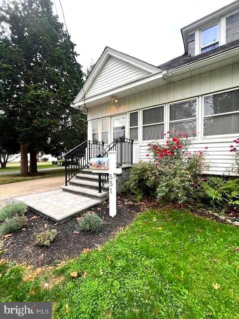 Property Photo:  551 Washington Avenue  NJ 08628 