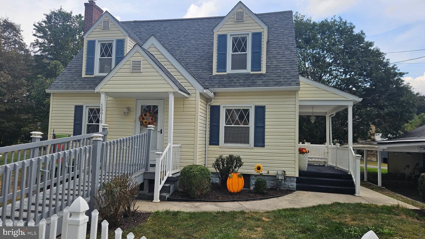 Property Photo: 15919 Foundry Row NW MD 21545