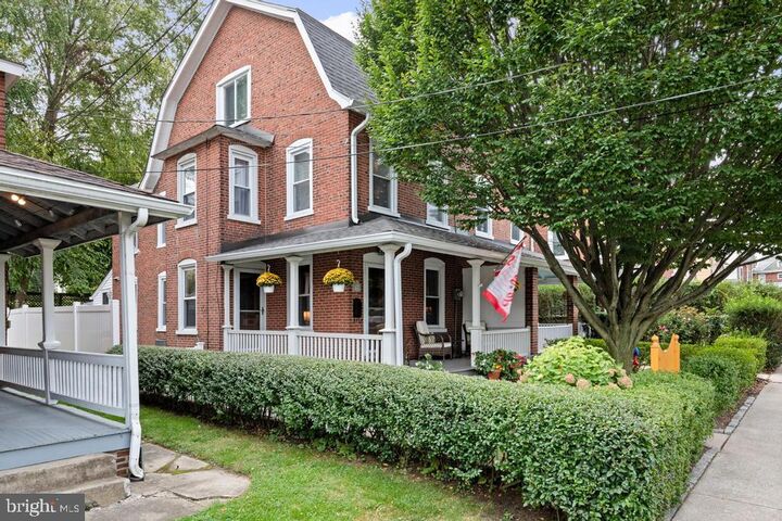 29 Thomas Avenue  Bryn Mawr PA 19010 photo