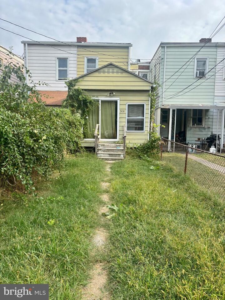 Property Photo:  538 N Front Street  PA 17113 