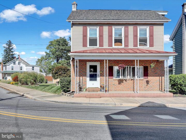 Property Photo:  37 W Main Street  PA 17087 