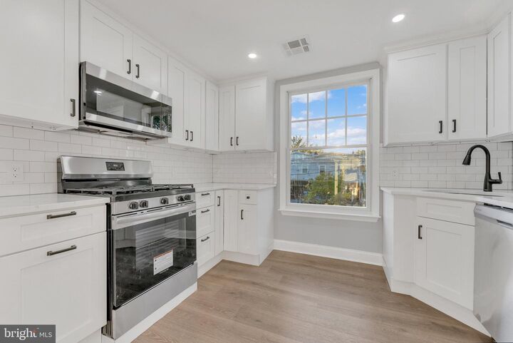 Property Photo:  15 N Main Street B  NJ 08534 