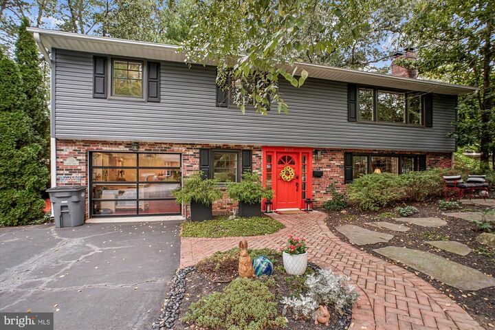 Property Photo:  3717 Chanel Road  VA 22003 