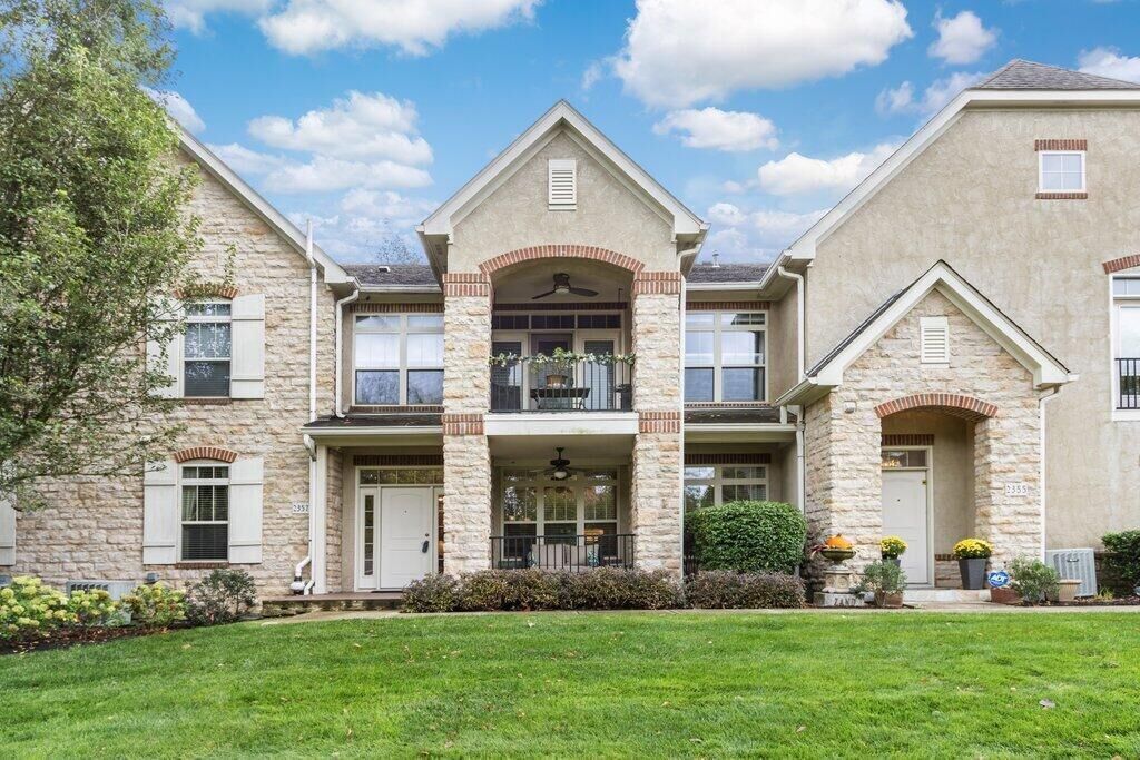 Property Photo:  2357 Keep Place  OH 43204 