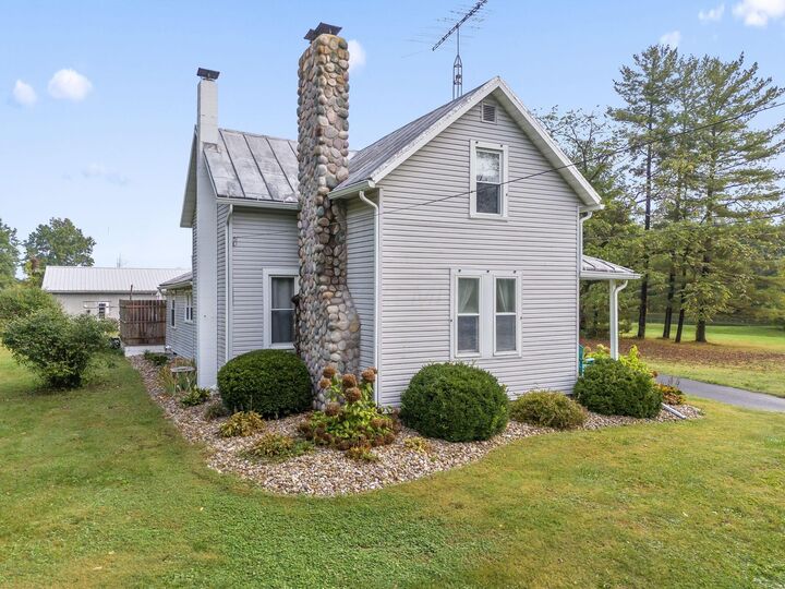 Property Photo:  6718 Crawford Morrow County Line Road  OH 44833 