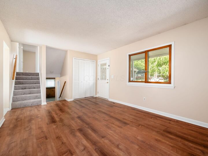 Property Photo:  1949 Hamrock Drive  OH 43065 