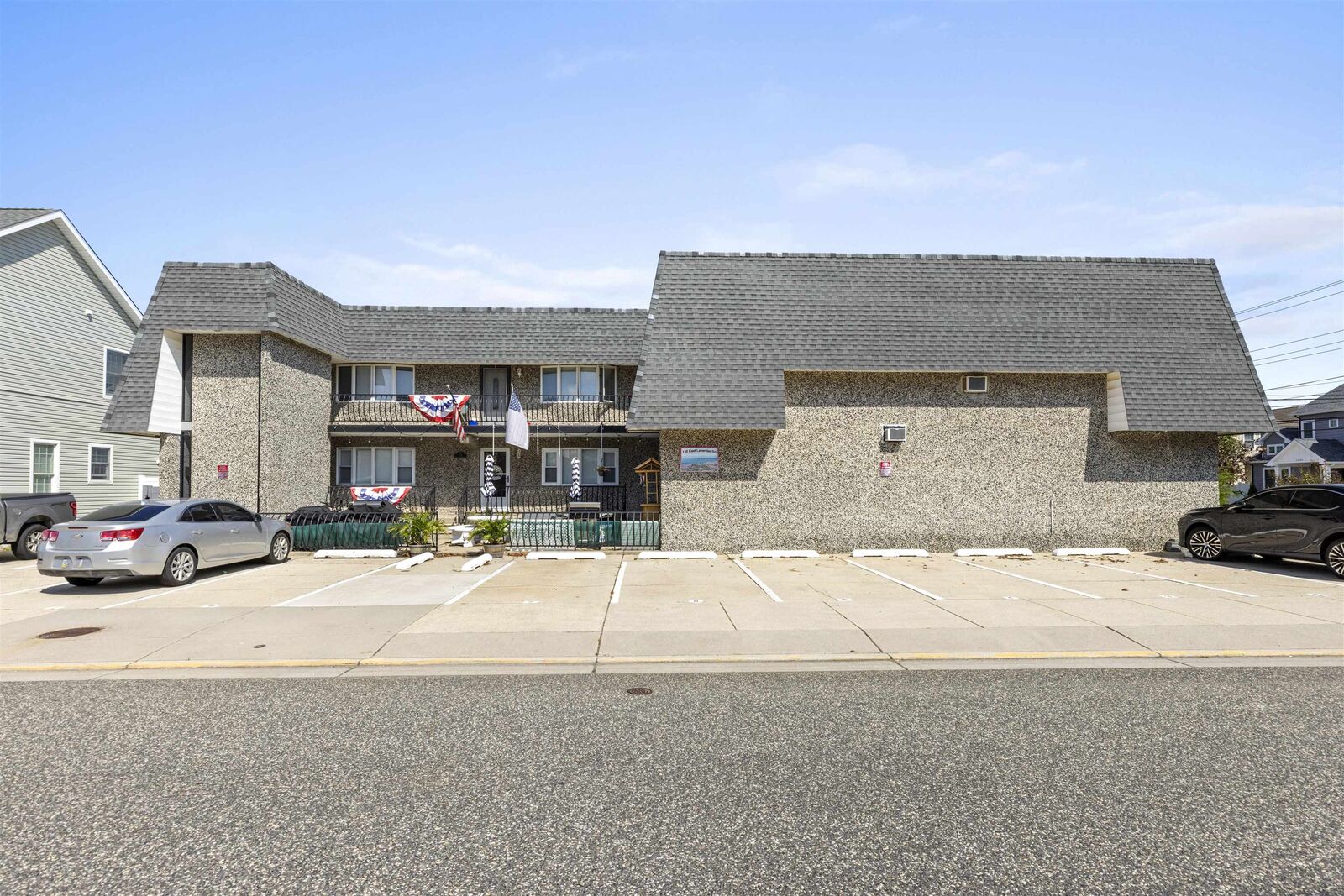 Property Photo: 135 E Lavender Rd NJ 08260