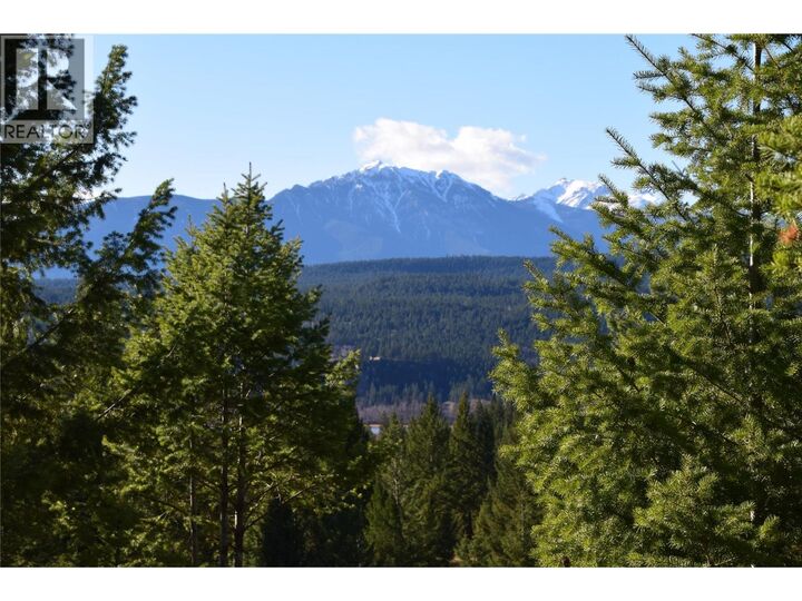 Property Photo:  4962 Saddlewood Lane  BC V0A 1M0 