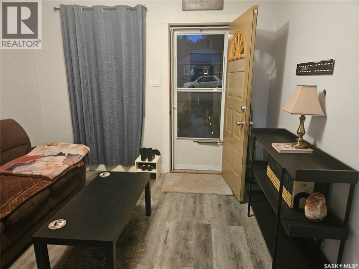 Property Photo:  436 Iroquois Street W  SK S6H 5B3 