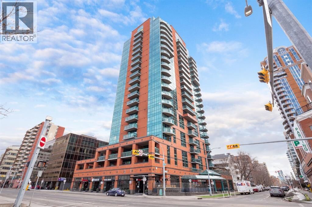 Property Photo:  836 15 Avenue Southwest  AB T2R 1S2