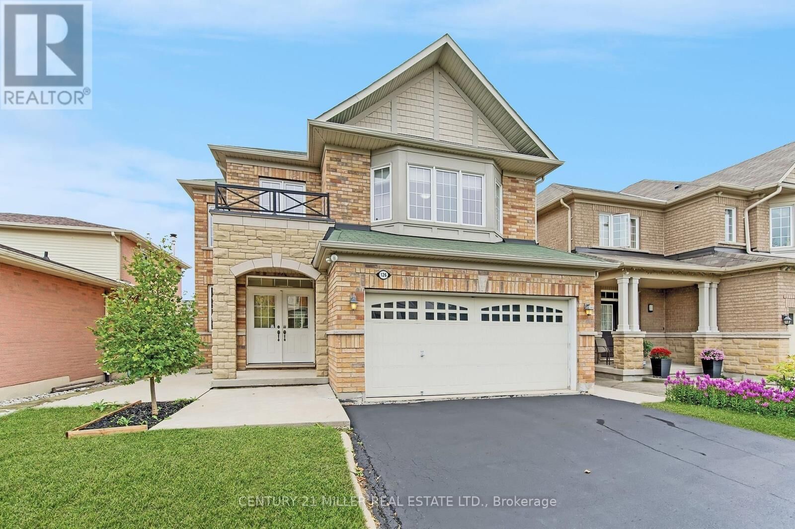 Photo de la propriété:  126 Merrilee Crescent  ON L9A 0B1 