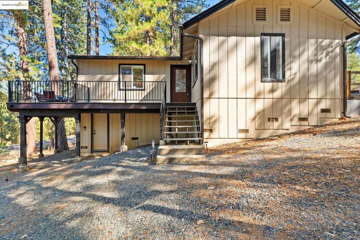 19369 Ferretti Rd  Groveland CA 95321 photo