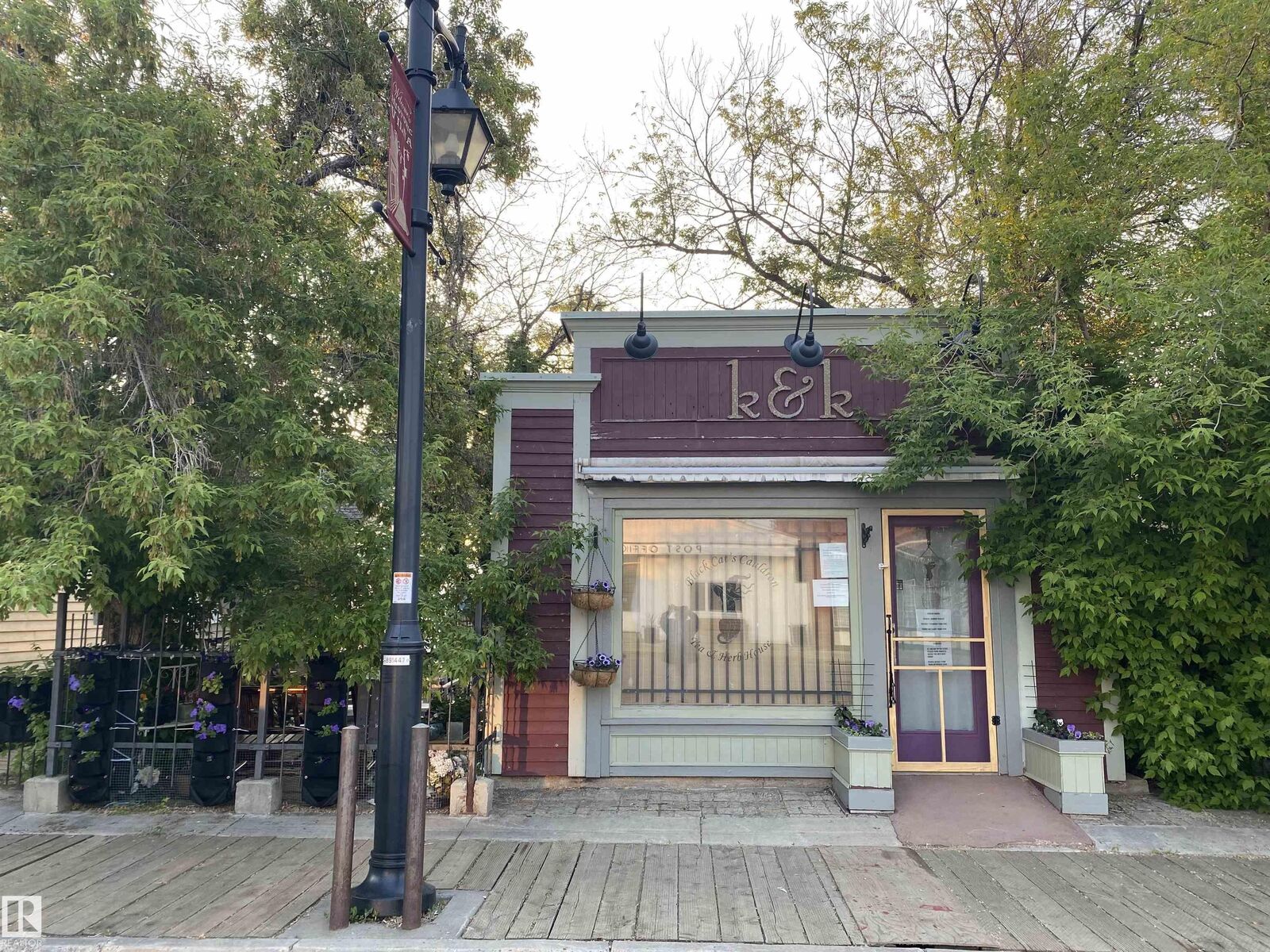 Property Photo:  5019 50 Street  AB T0A 3L0 