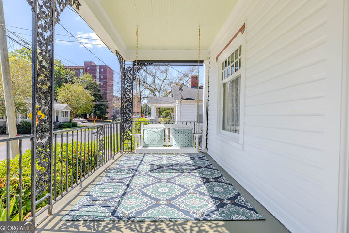 Property Photo:  601 W 10th Street NE  GA 30165 