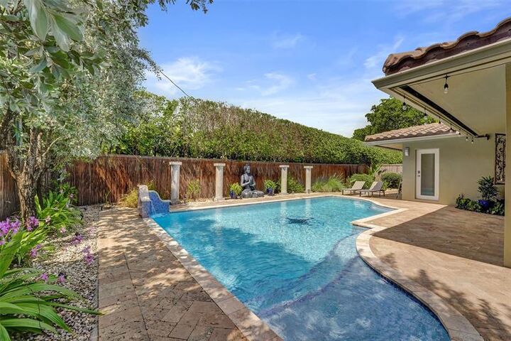 2732 NE 26th St  Fort Lauderdale FL 33305 photo