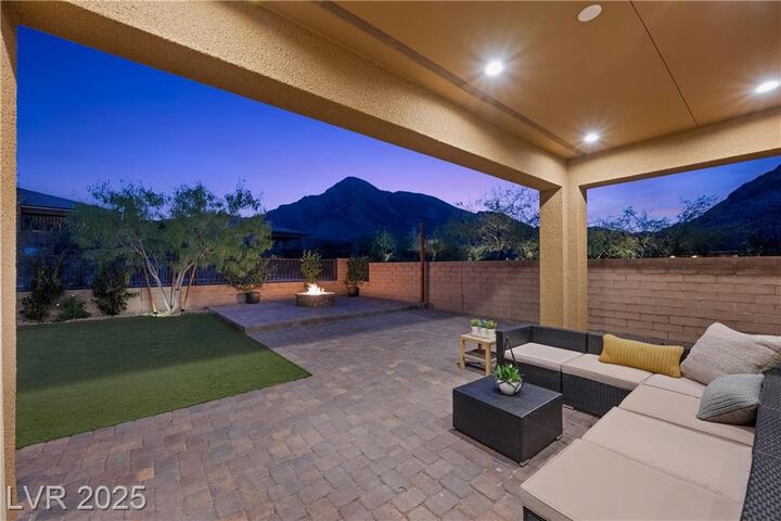 Property Photo:  3041 Raywood Ash Drive  NV 89138