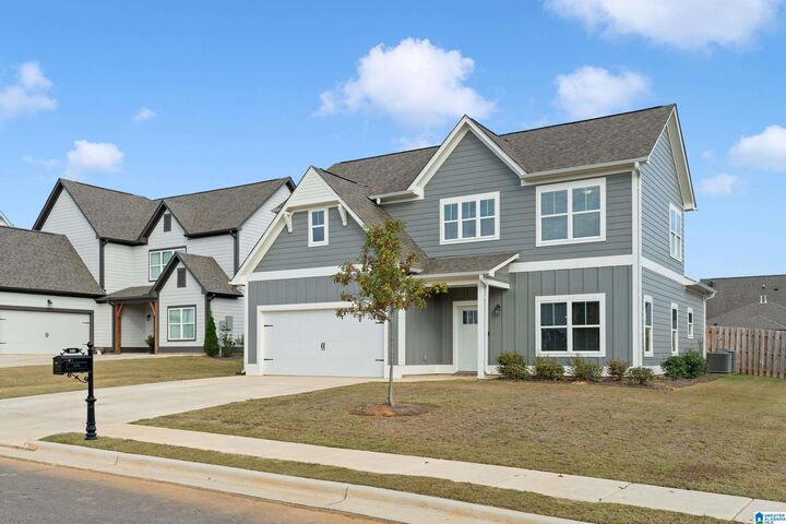 Property Photo: 569 Avondale Lane AL 35128