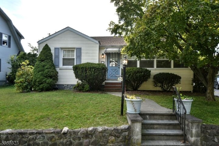 Property Photo:  79 N Ramapo Ave  NJ 07430 
