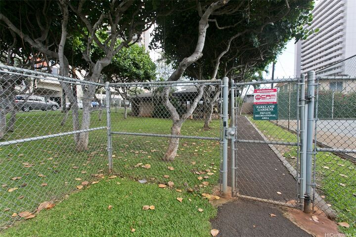 Property Photo:  2714 Kahoaloha Lane 503  HI 96826 