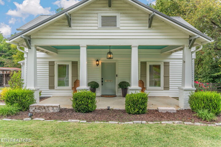 Property Photo:  10101 Westland Drive  TN 37922 