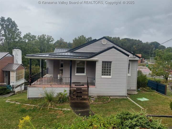 315 Viola Road  Charleston WV 25314 photo