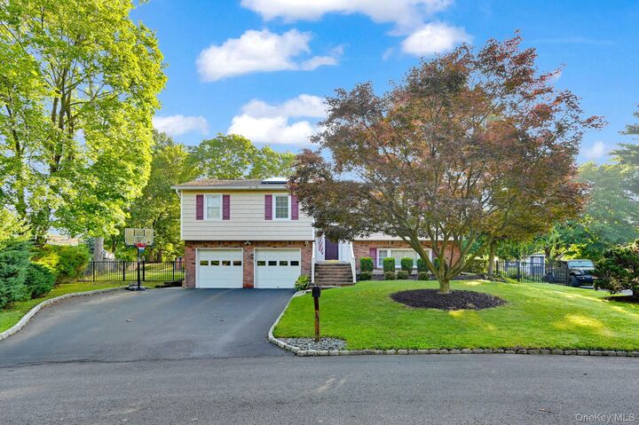 Property Photo: 35 Chimney Ridge Drive NY 10954