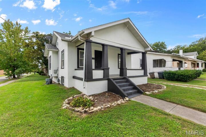 Property Photo: 1401 Bessie Street MO 63701