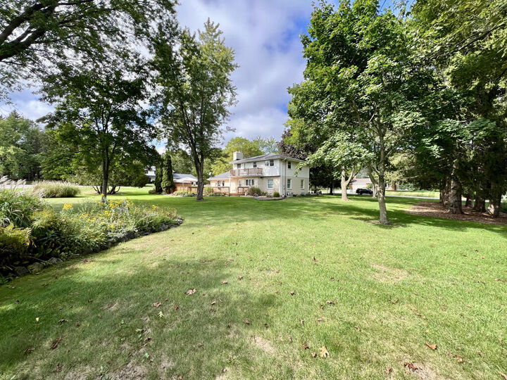 Property Photo: 1241 Westwood Dr WI 53024