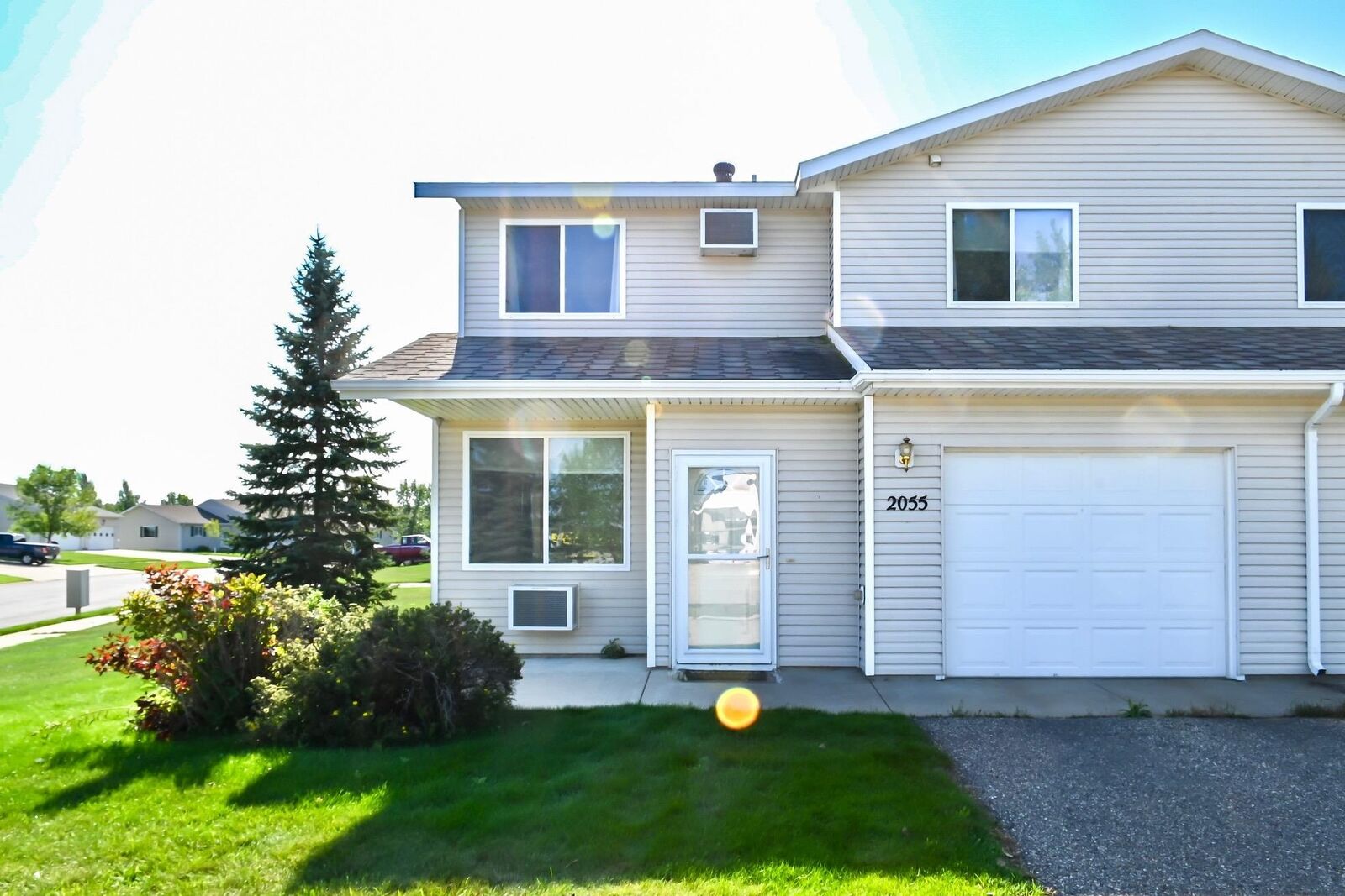 Property Photo:  2055 14th St NW  ND 58701 