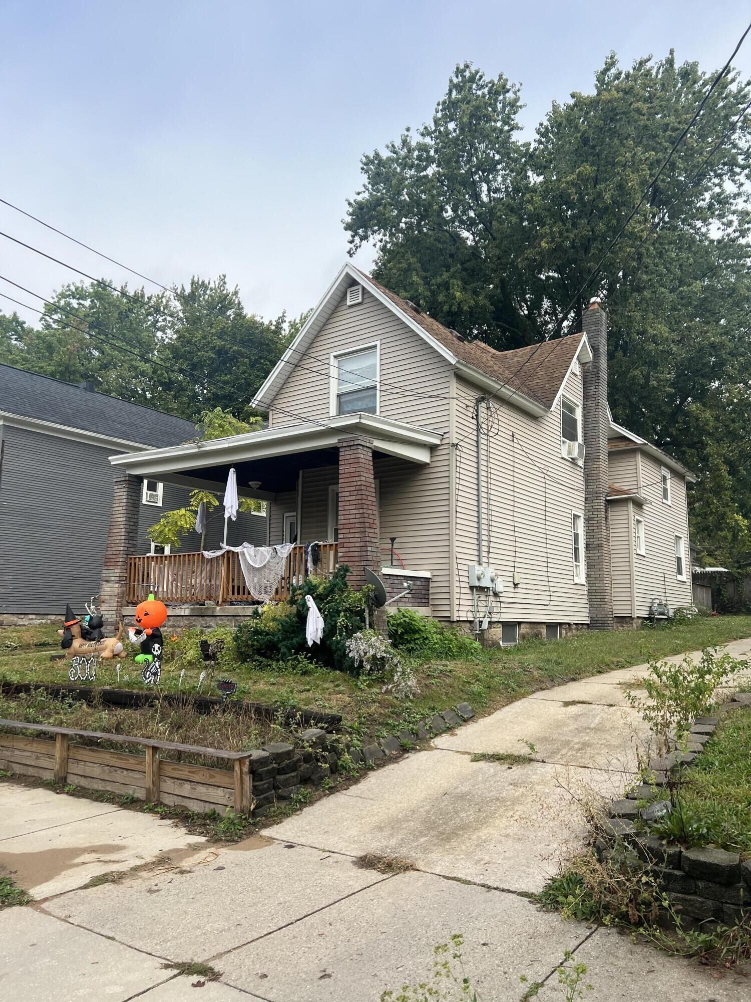 Property Photo: 443 Quimby Street NE MI 49505