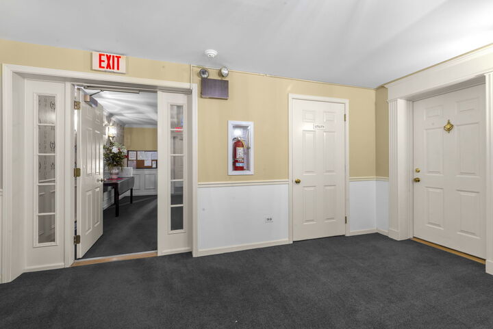 Property Photo:  322 Park Avenue 2A  IL 60514 