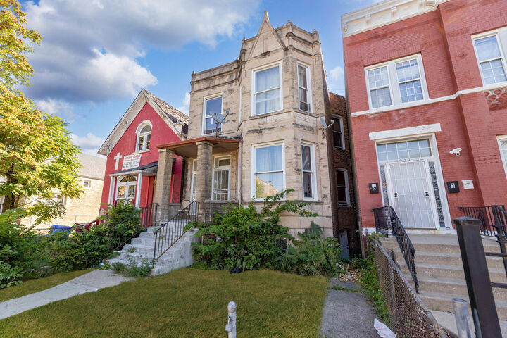 Property Photo:  1921 S Homan Avenue  IL 60623 