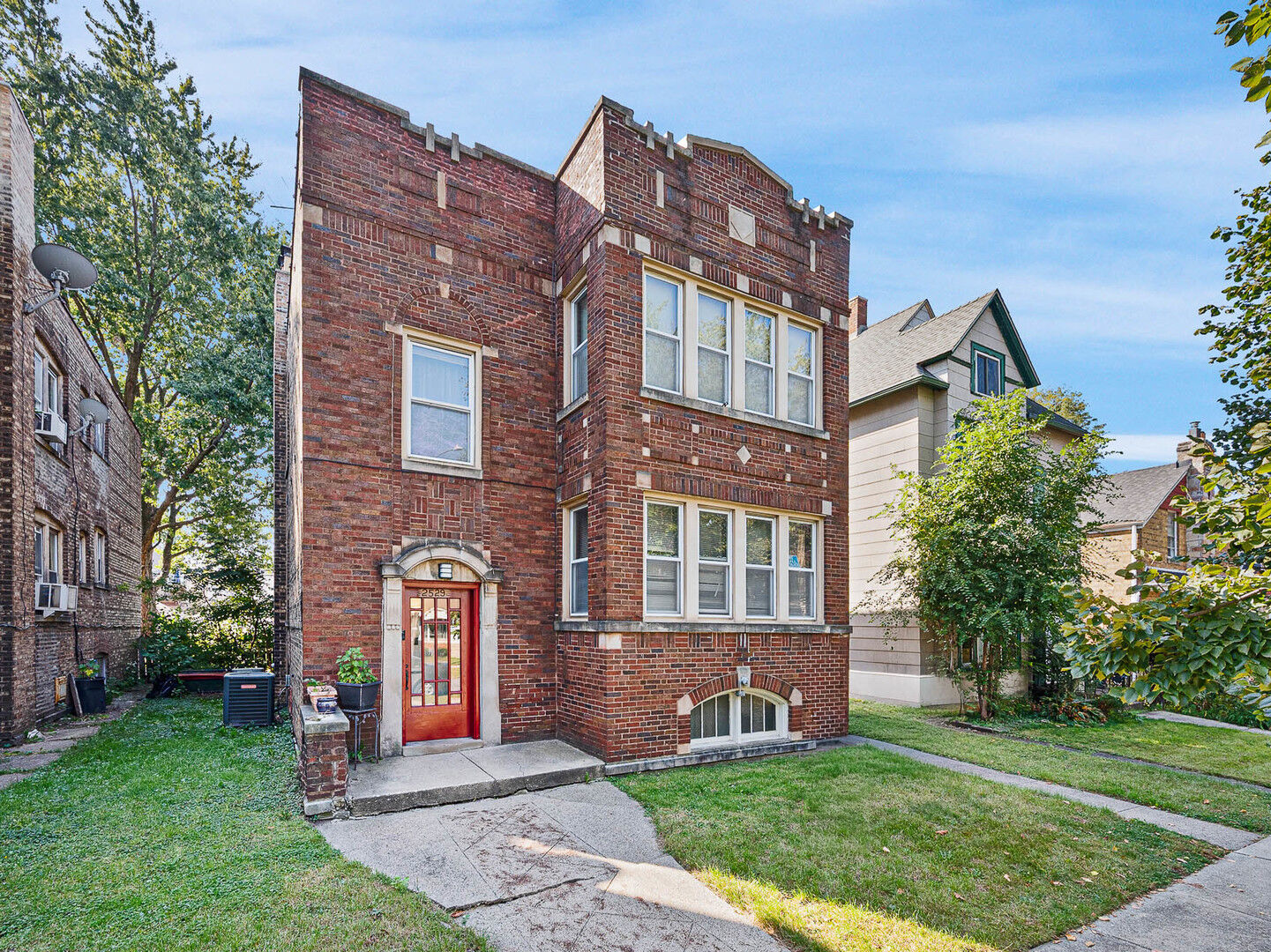 Property Photo:  2529 Collins Street  IL 60406 