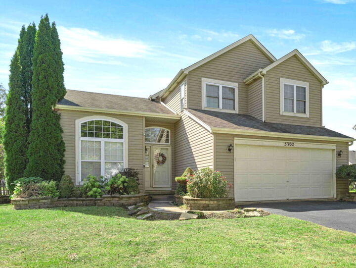 Property Photo:  5302 Foxwood Court  IL 60586 