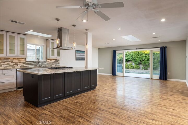 Property Photo:  18102 18102 Hartlund Lane  CA 92646 