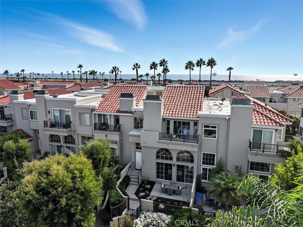 Property Photo:  19476 Riverdale Lane  CA 92648 